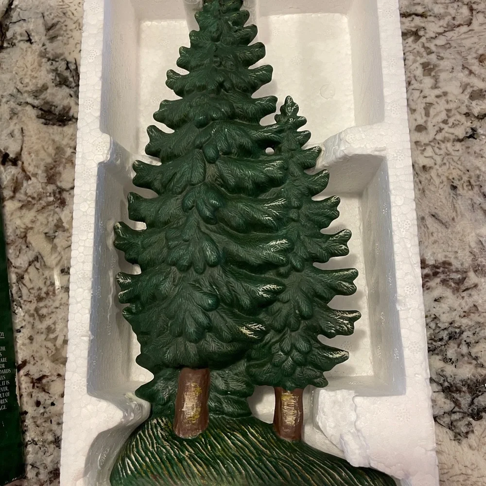 Vtg 1994 Santa's Best Christmas In Vermont Hand Painted Trees Christmas 12